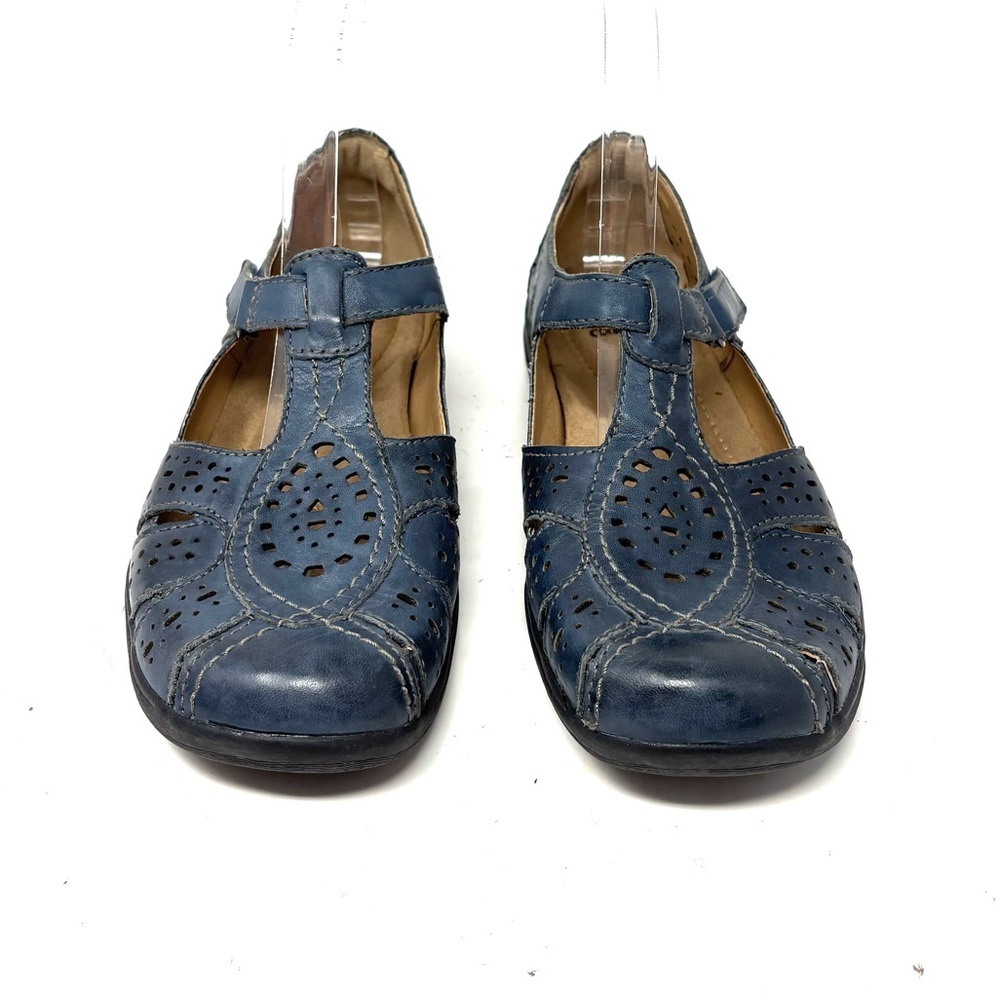 Earth Origins Sandals - Picture 2 of 7